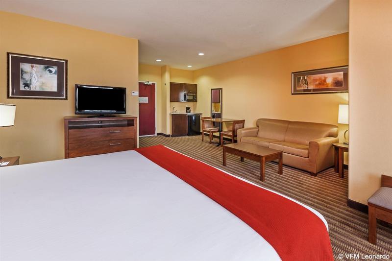 Holiday Inn Express & Suites Cleveland Esterno foto